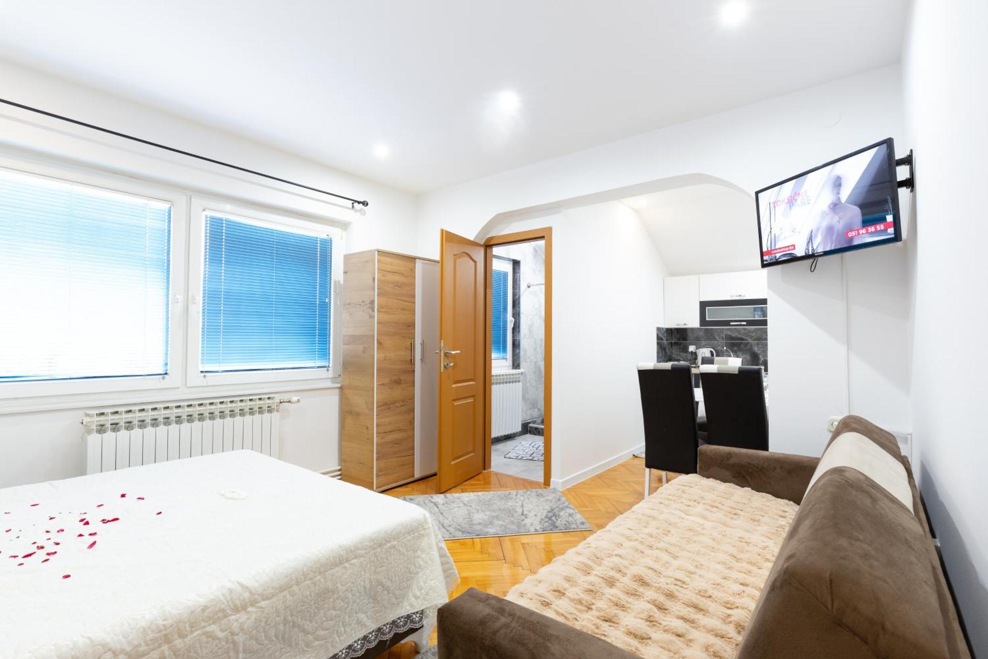 Evergreen Apartments Visoko Eksteriør bilde