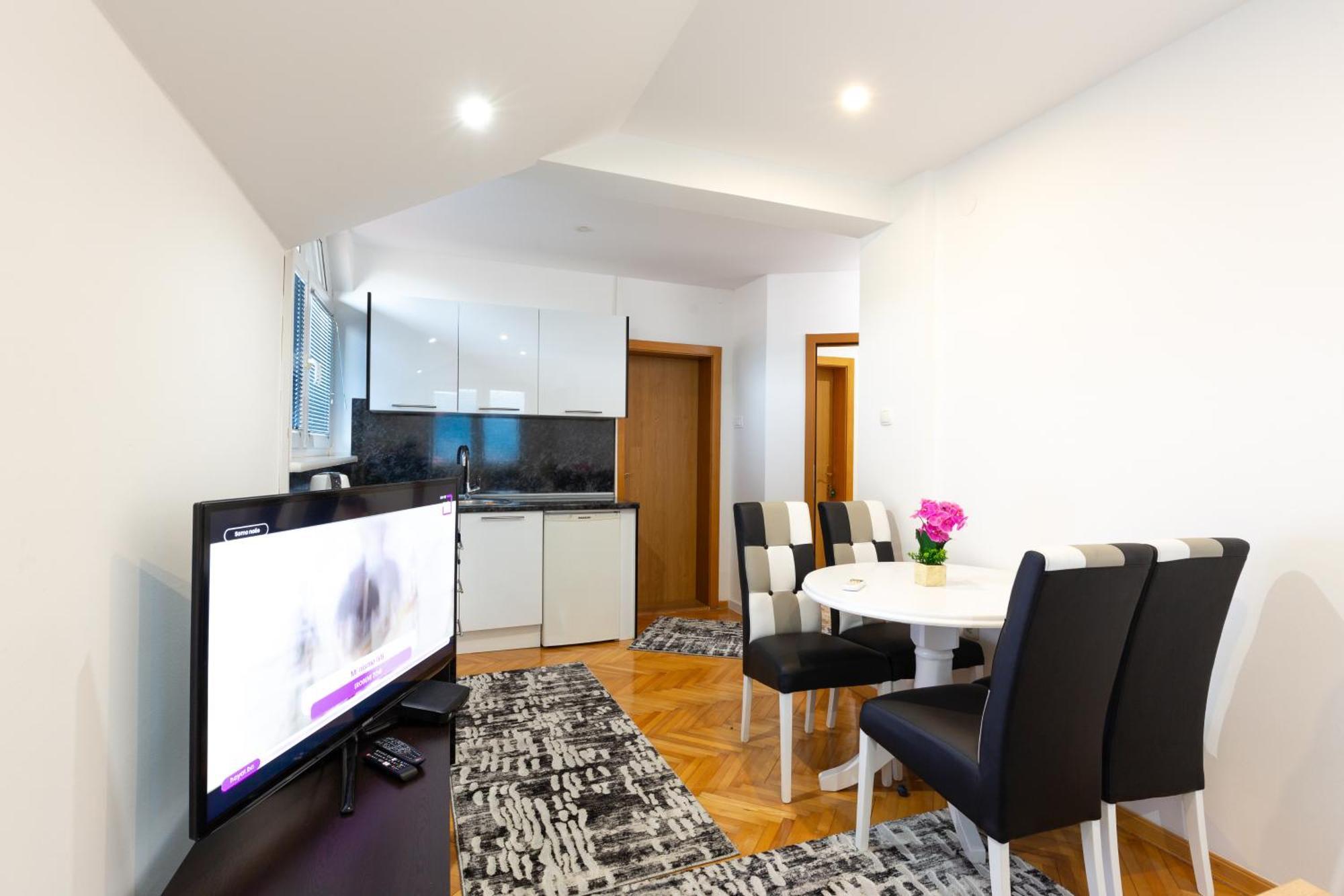 Evergreen Apartments Visoko Eksteriør bilde