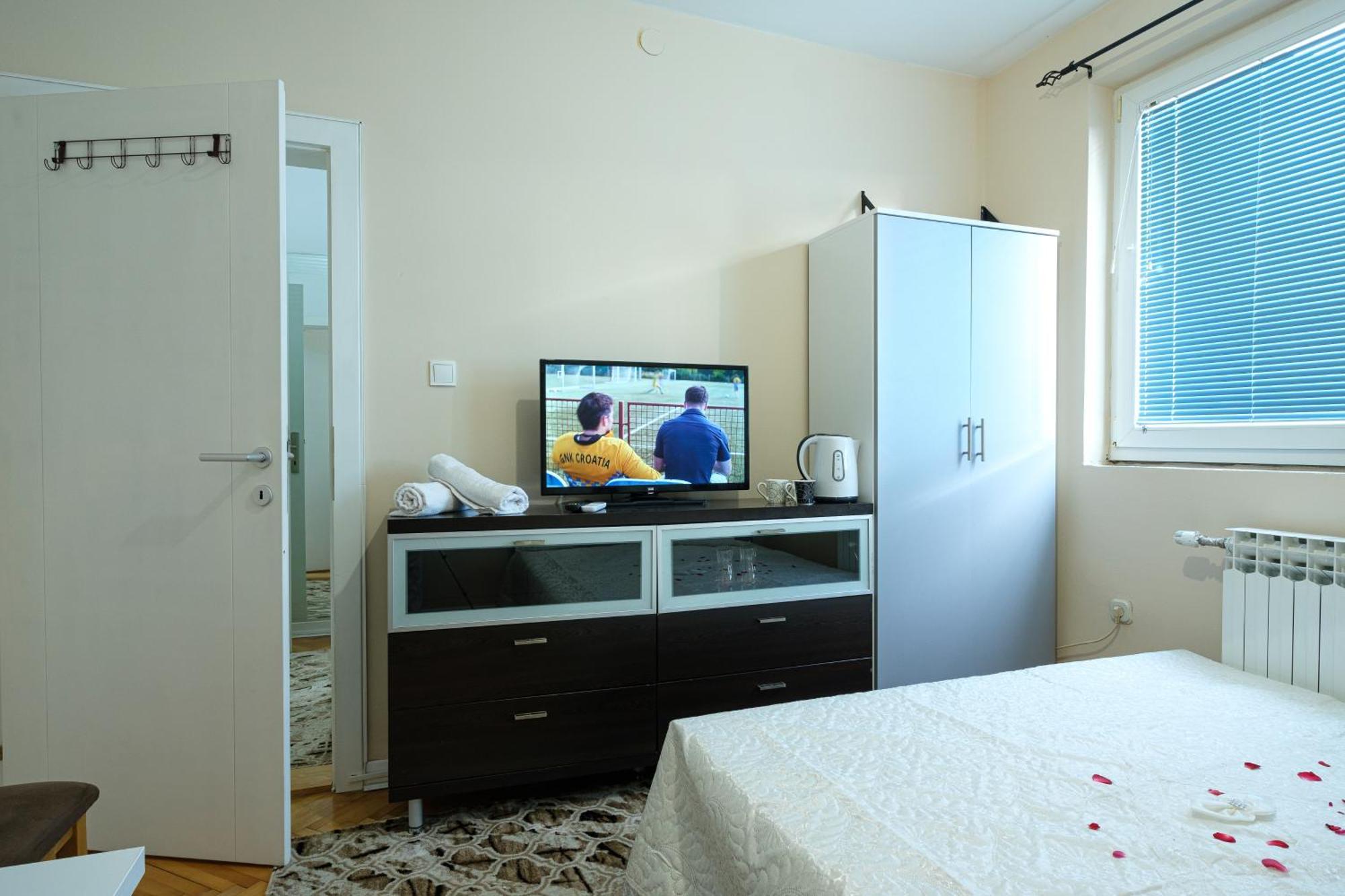 Evergreen Apartments Visoko Eksteriør bilde